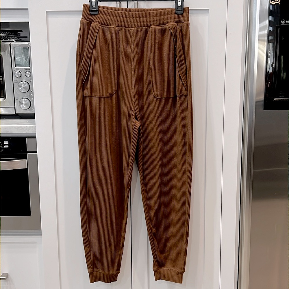 MONO B Ribbed Joggers